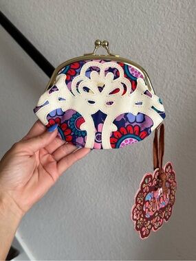 Loop “Baliwood” Retro Floral Kiss Lock Coin Purse NWT